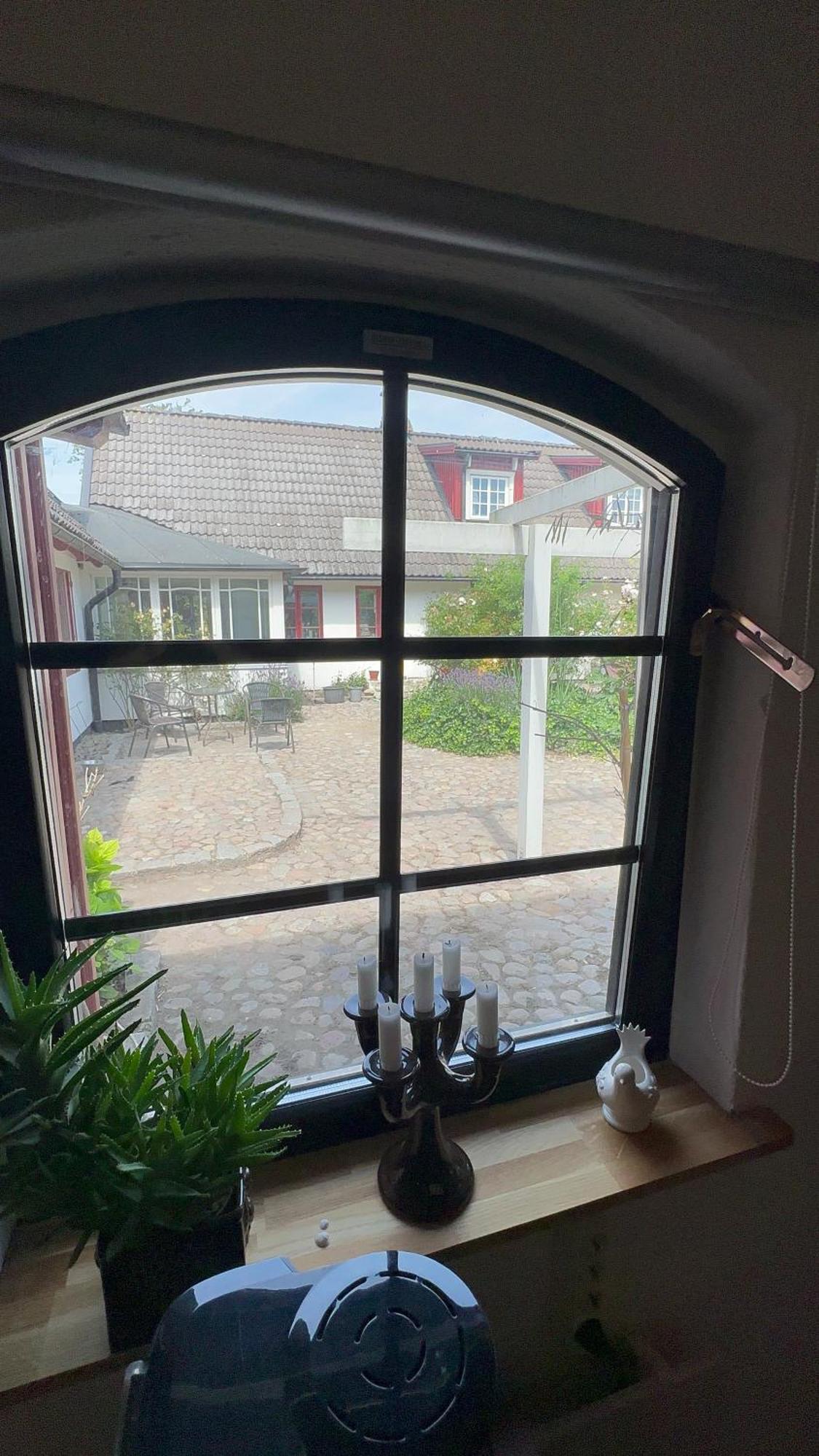 Stort Rymligt Boende Med Tva Sovrum Och Pentry I Lantlig Miljoe Hollviken Exterior photo